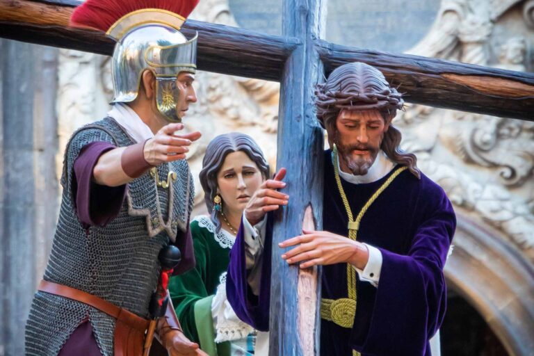 Lee más sobre el artículo Pregón 2018 – Excmo. y Rvdmo. Sr. D. Juan José Omella Omella