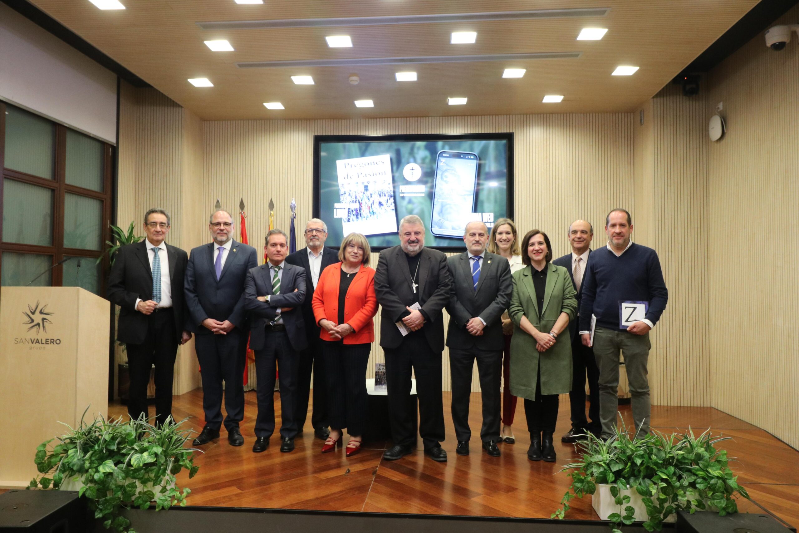 En este momento estás viendo Presentación de libro «Pregones de Pasión» y página web